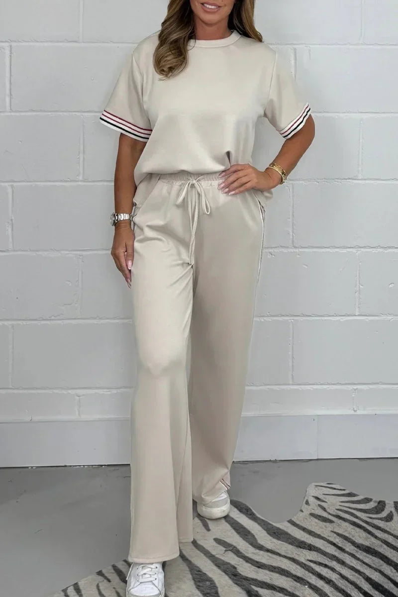 Milla - Women's Short Sleeve T-Shirt with Side Stripes and Jogging Pants